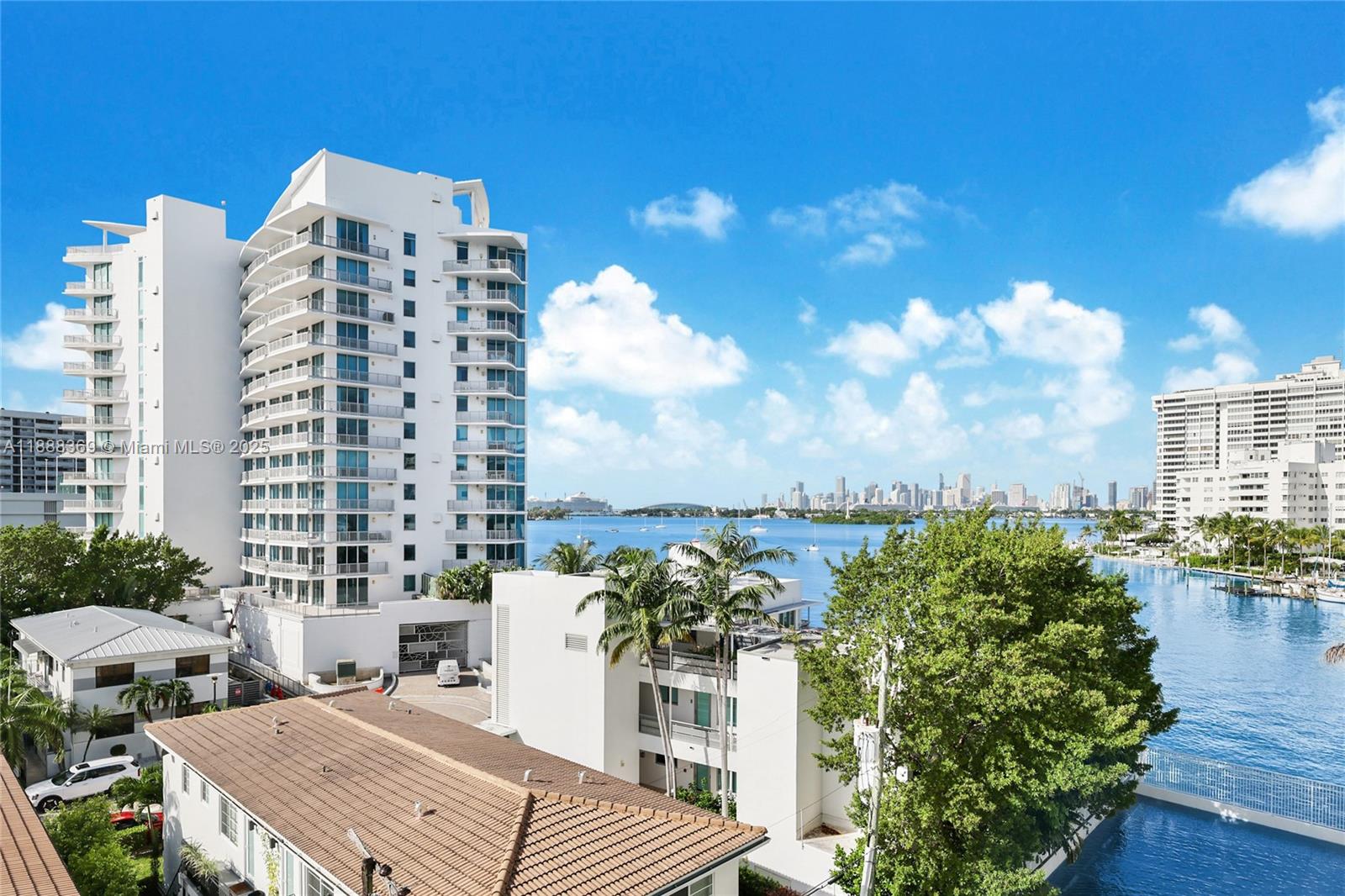 1450 Lincoln Rd # 606