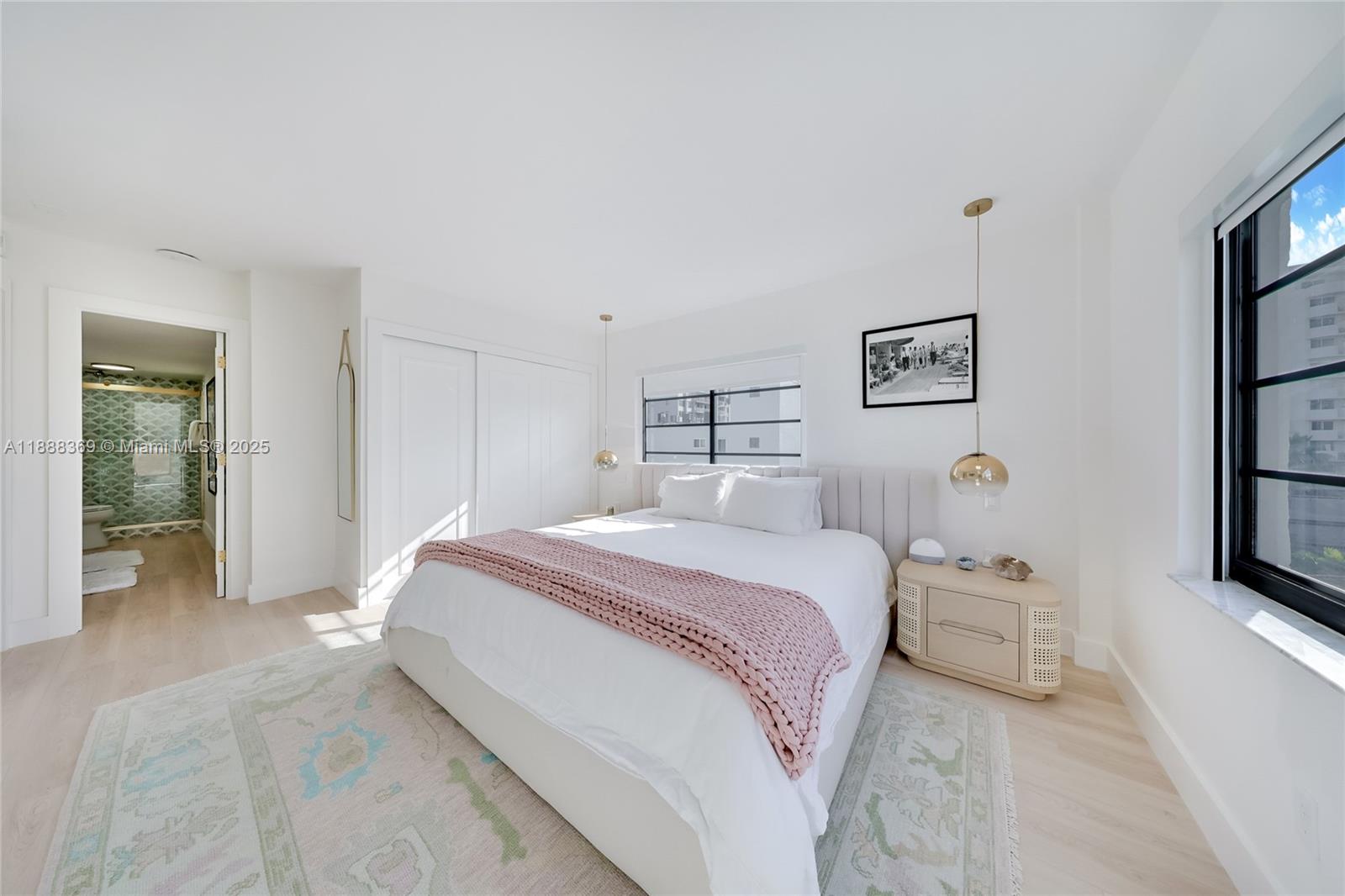 1450 Lincoln Rd # 606