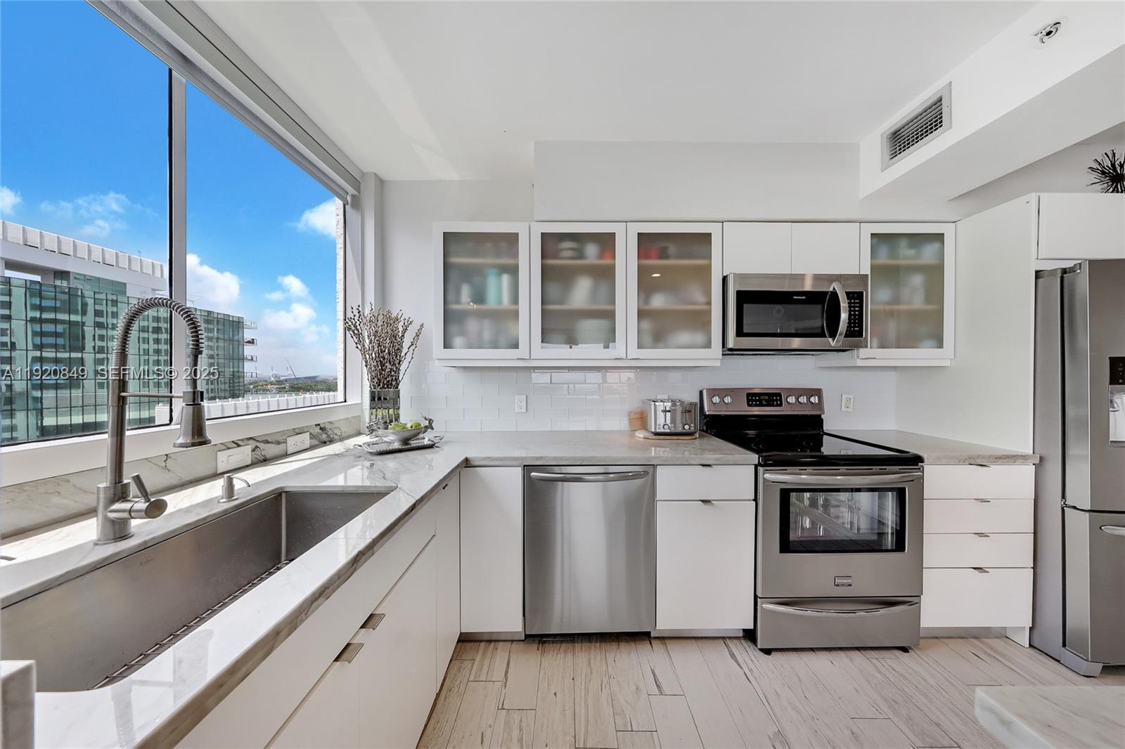 1330 West Ave # 1414