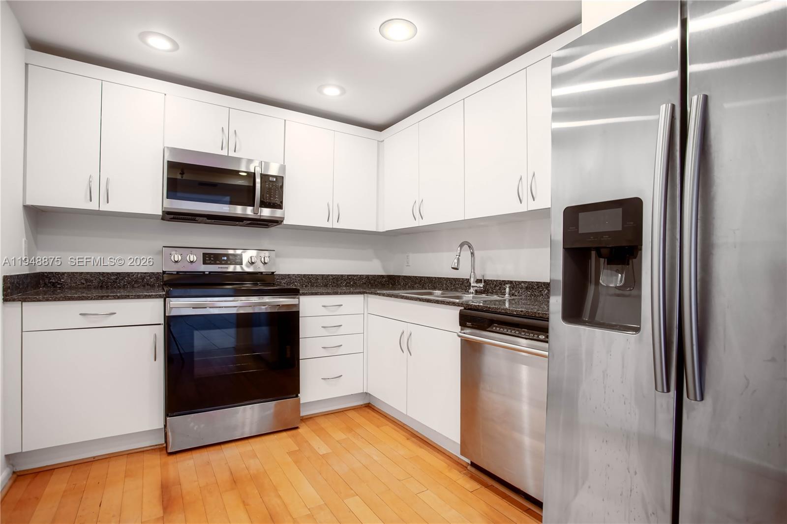 9 Island Ave # 2111