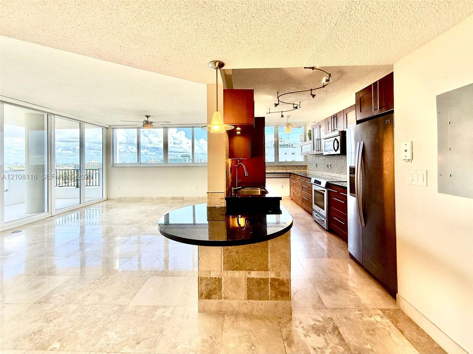 6422 Collins Ave # 1403