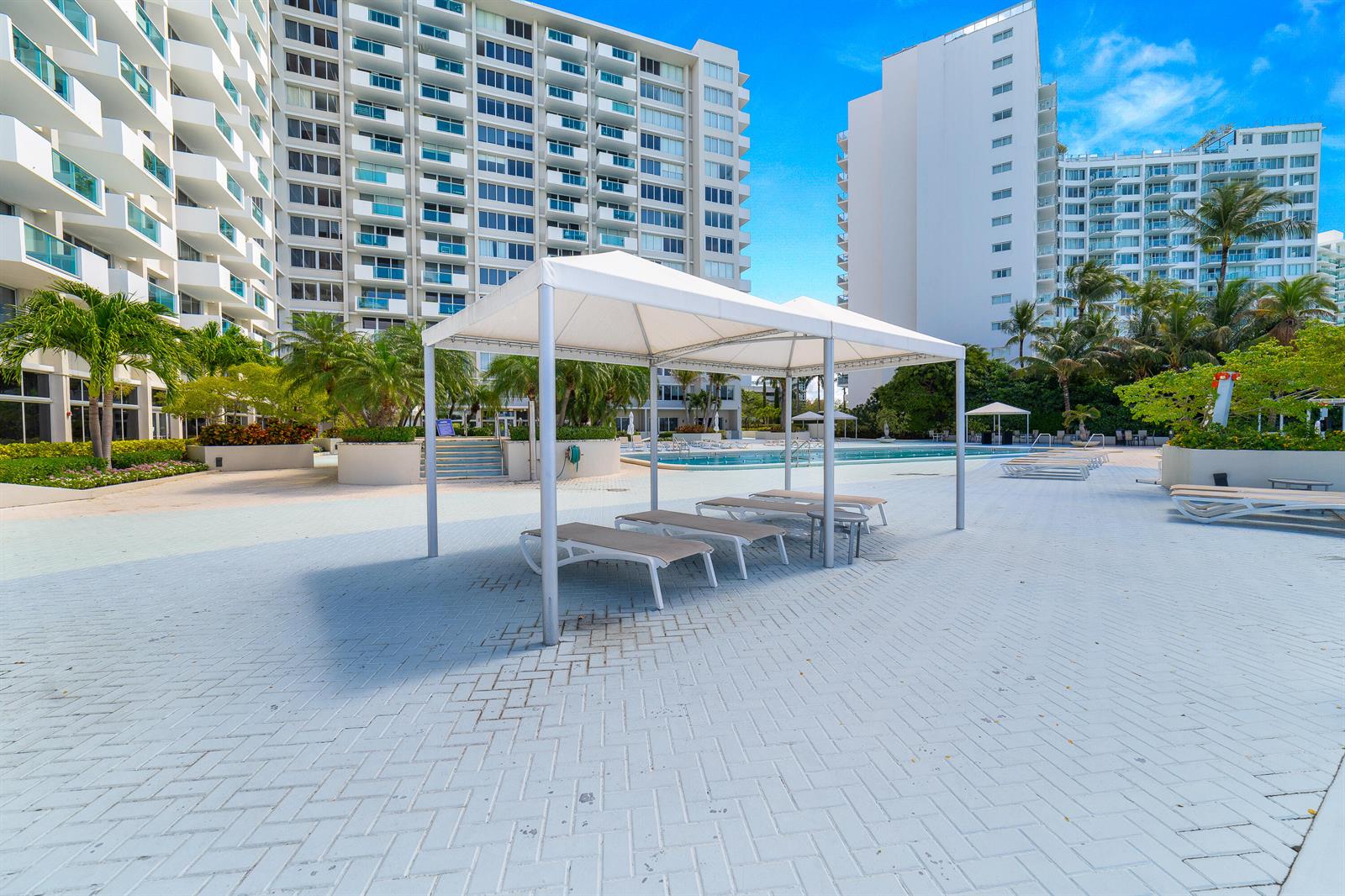 1200 West Avenue # 316