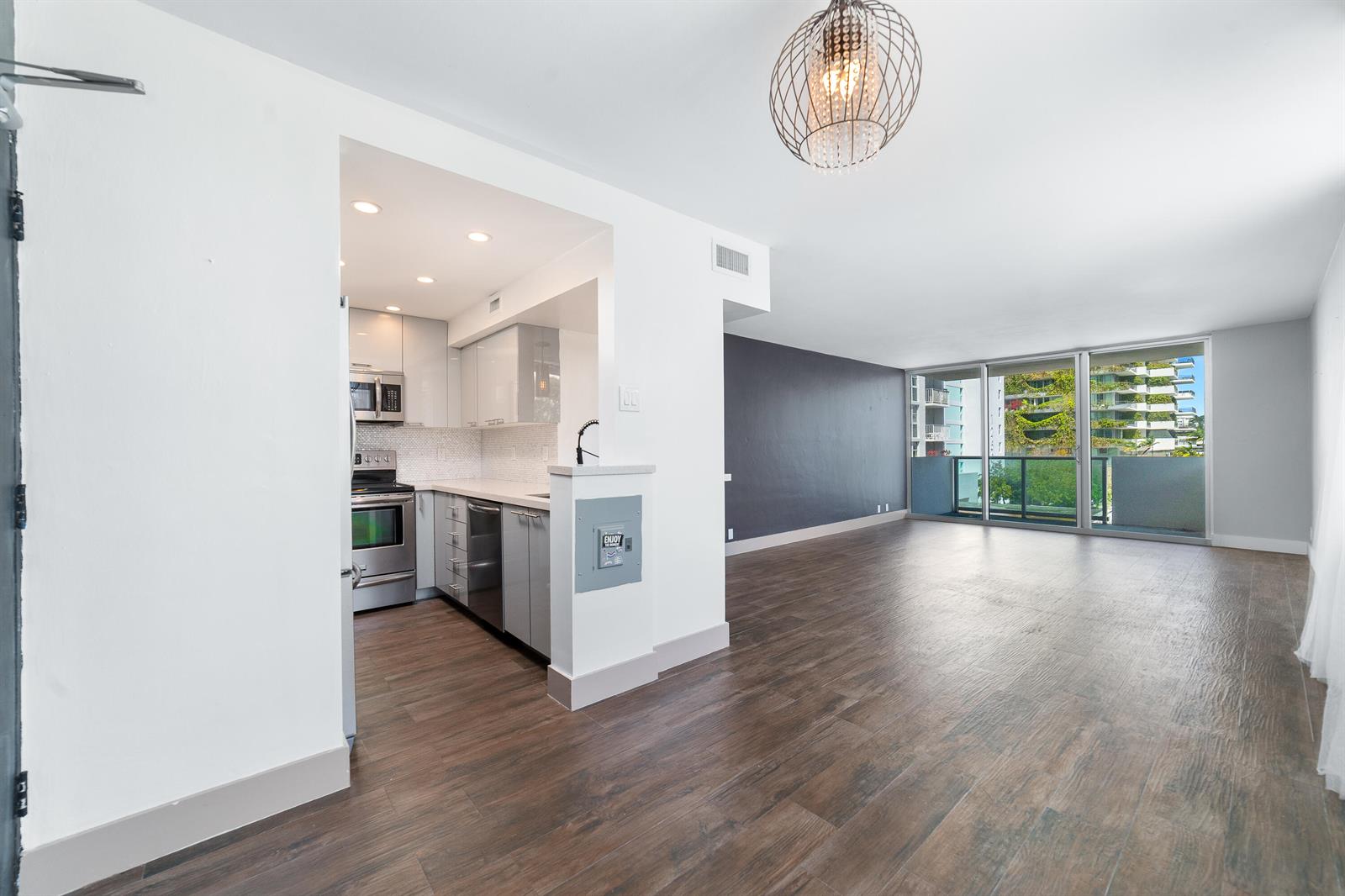 1200 West Avenue # 316