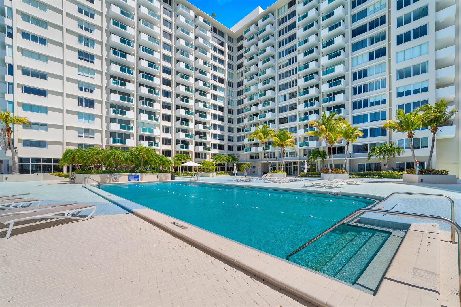 1200 West Avenue # 316