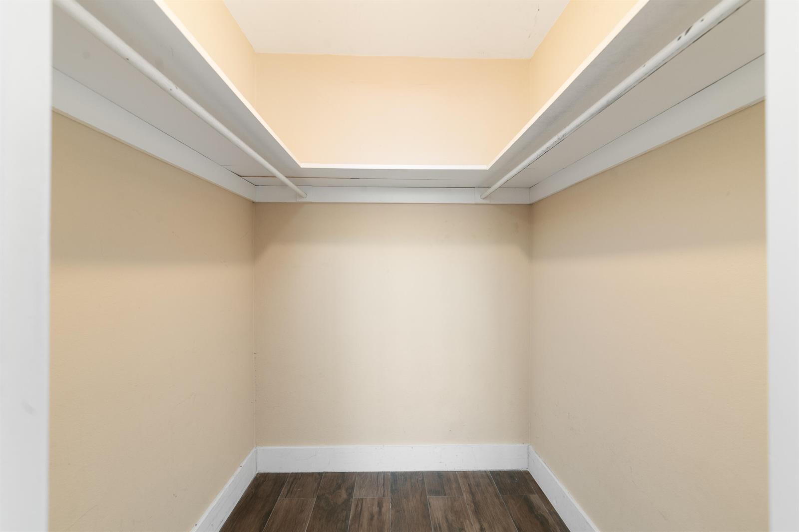 1200 West Avenue # 316