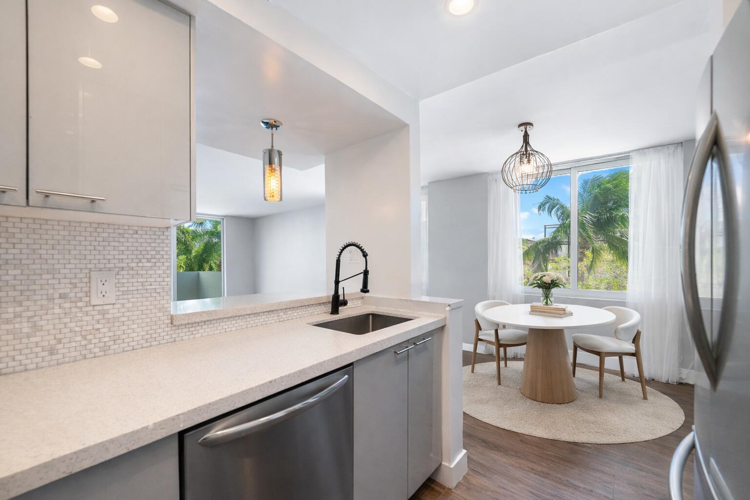 1200 West Avenue # 316