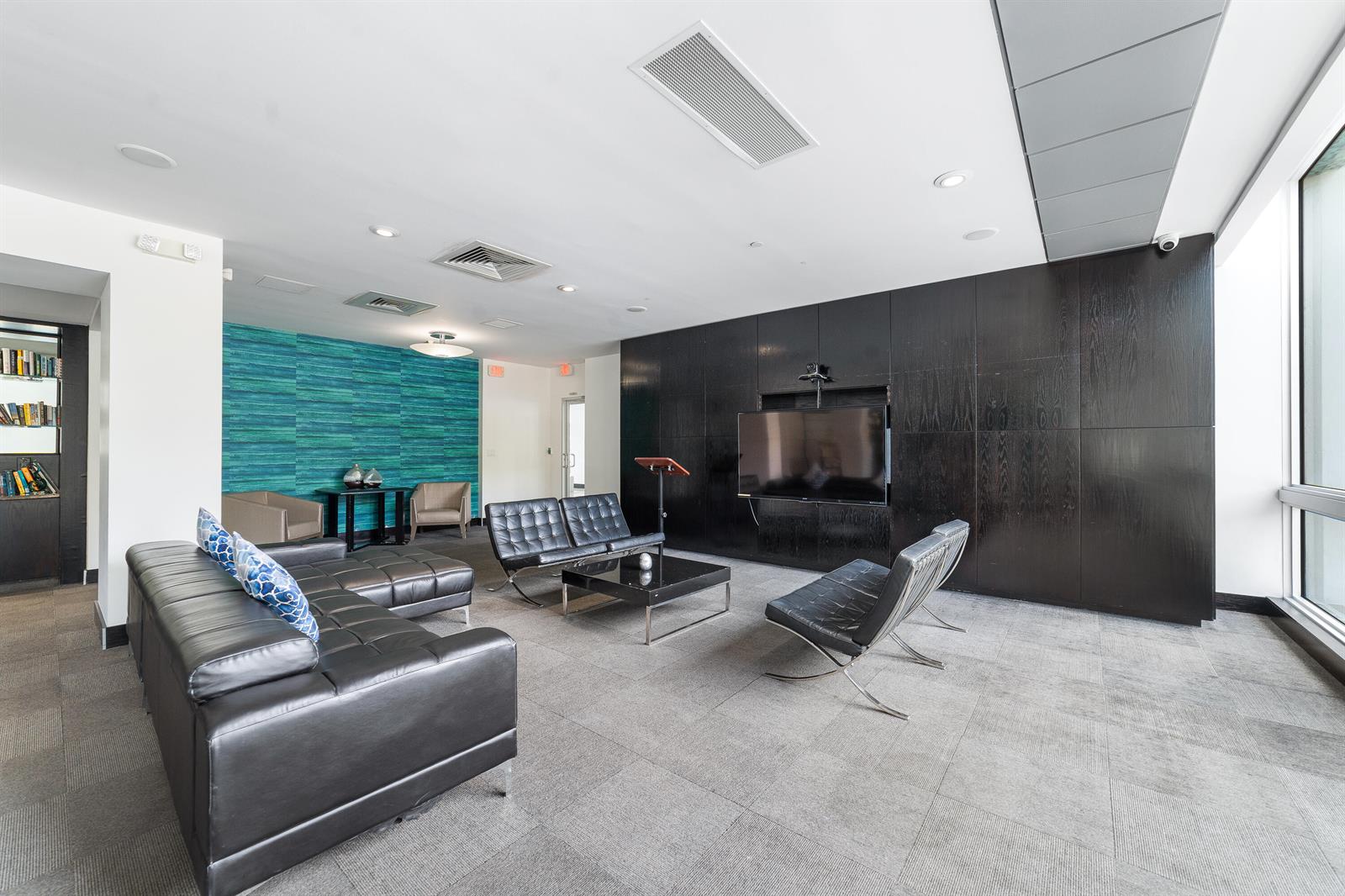 1200 West Avenue # 316