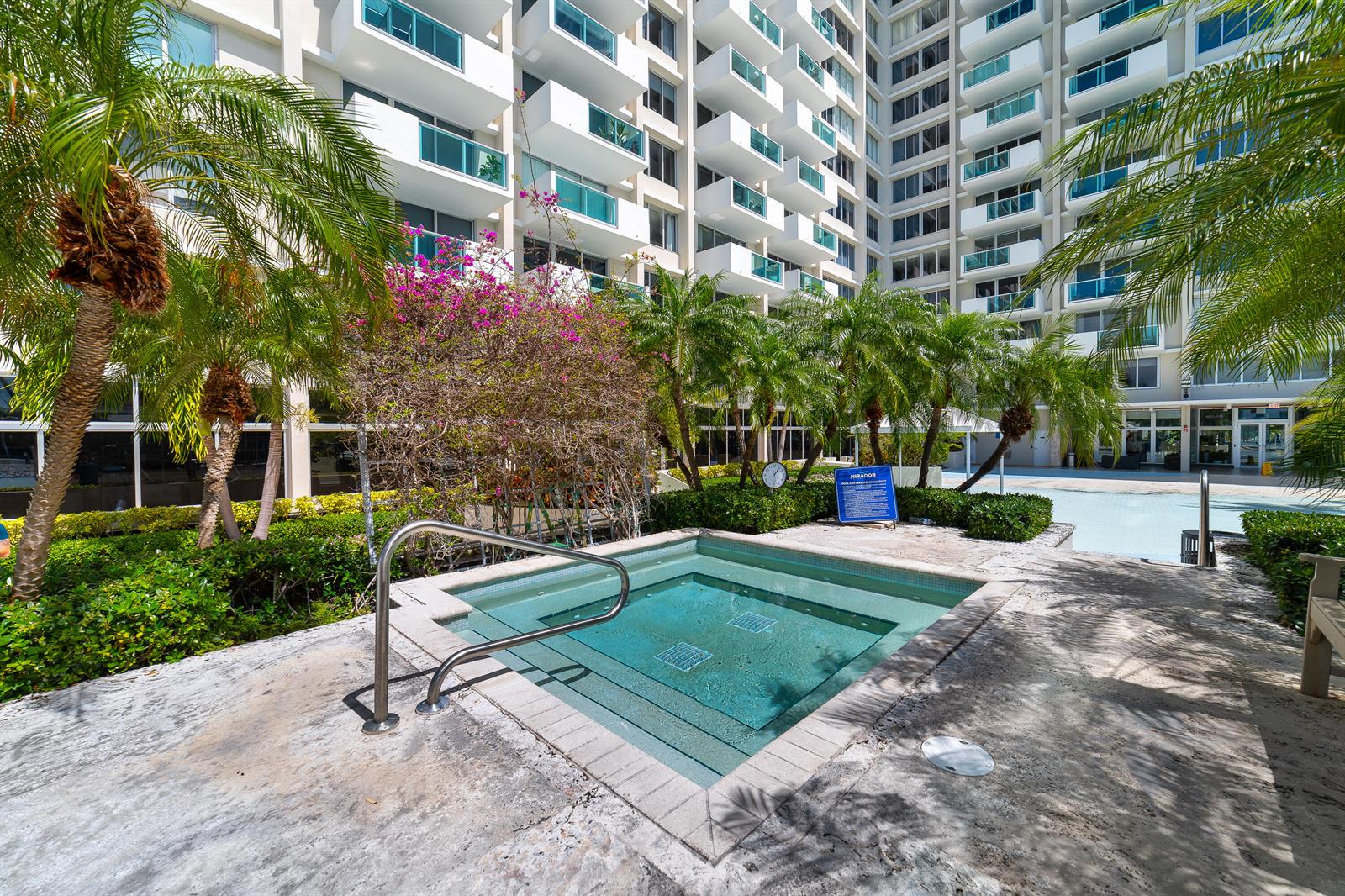 1200 West Avenue # 316