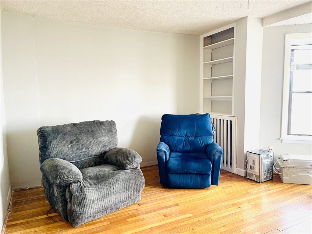 285 Lynn Shore Dr Unit: 207