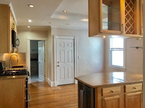 8 White Ave # 1