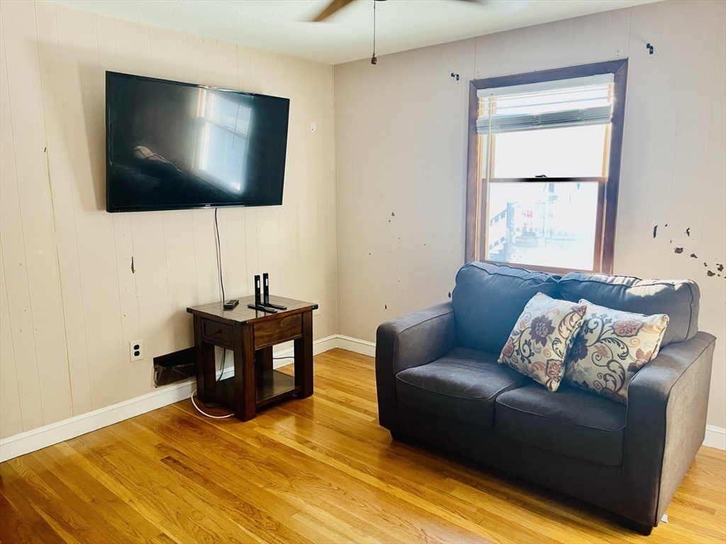 52 Westview Rd