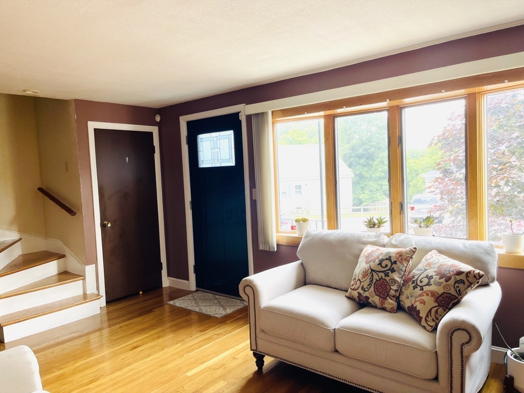 52 Westview Rd