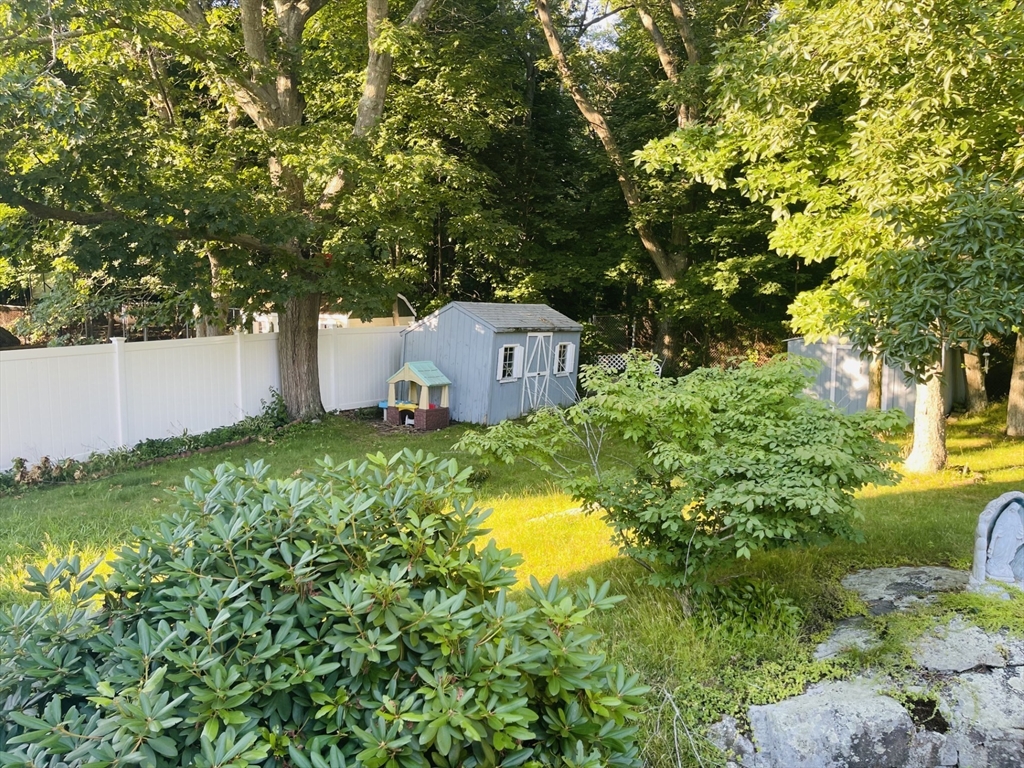 52 Westview Rd