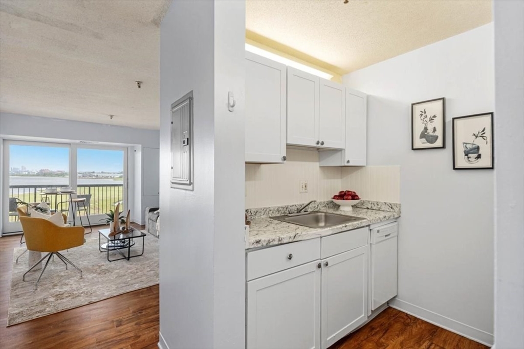 133 Commander Shea Blvd # 512