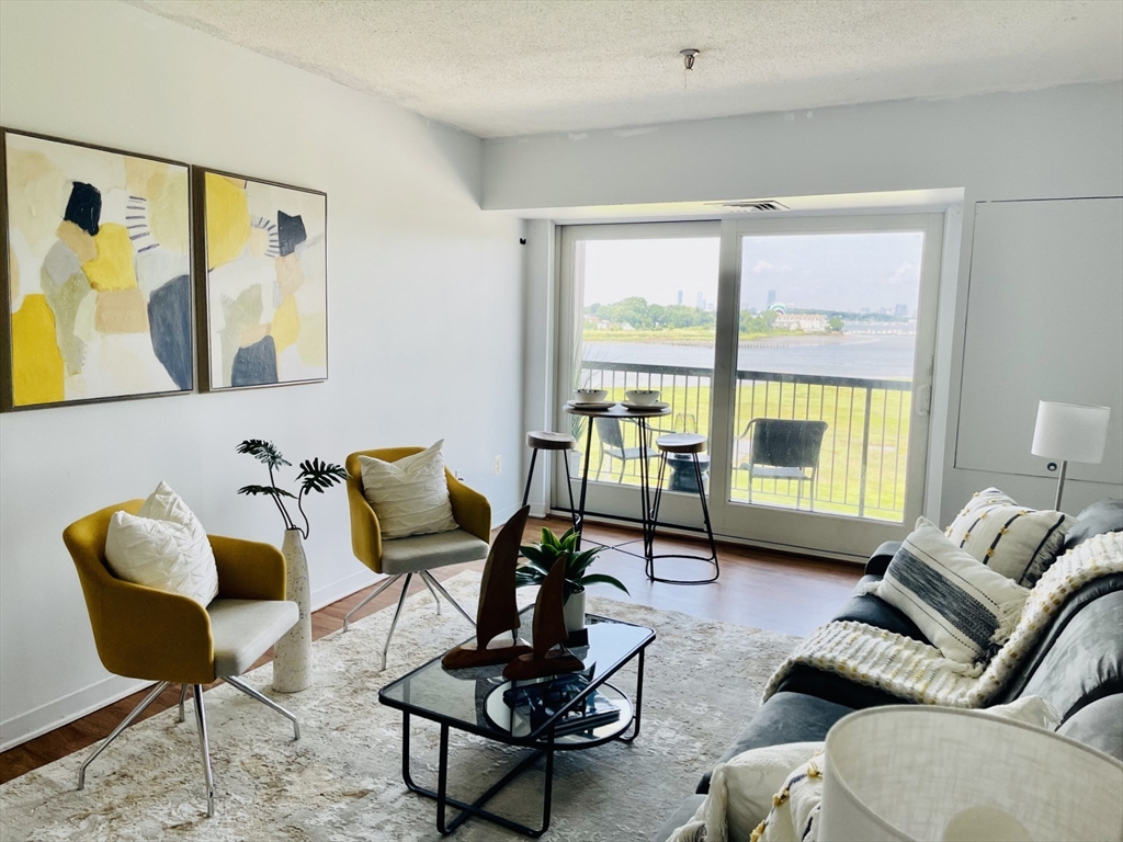 133 Commander Shea Blvd # 512