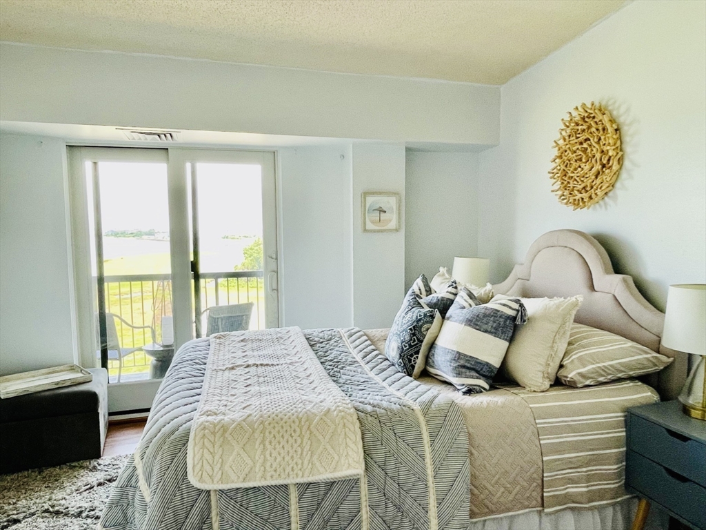 133 Commander Shea Blvd # 512