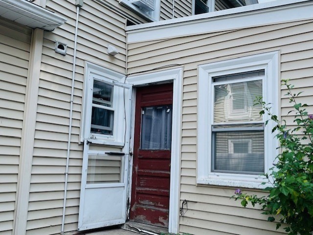 267 Calvary St