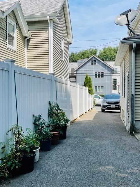 267 Calvary St