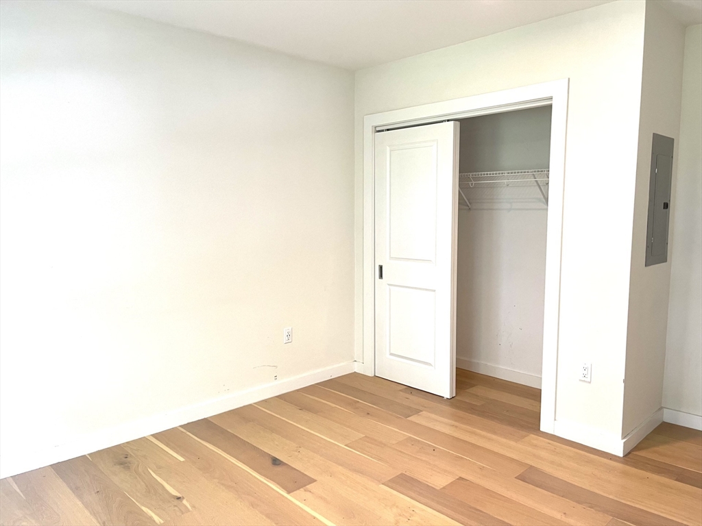 16 Boardman St # 202