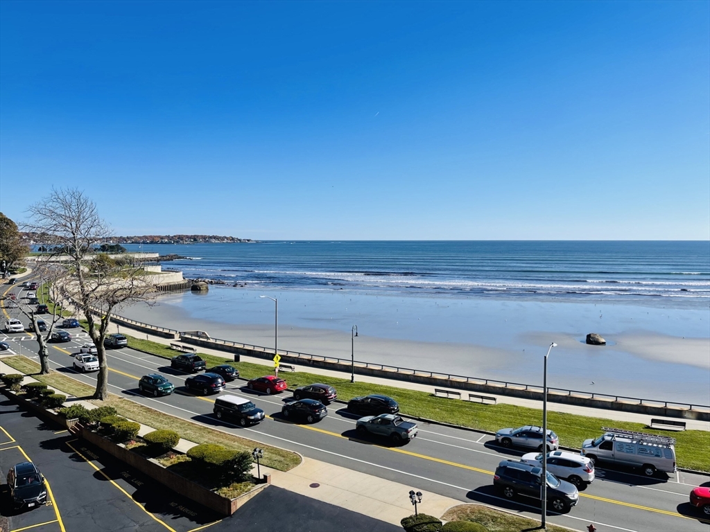 300 Lynn Shore Dr Unit: 612