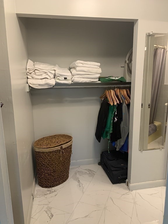 300 Lynn Shore Dr Unit: 401