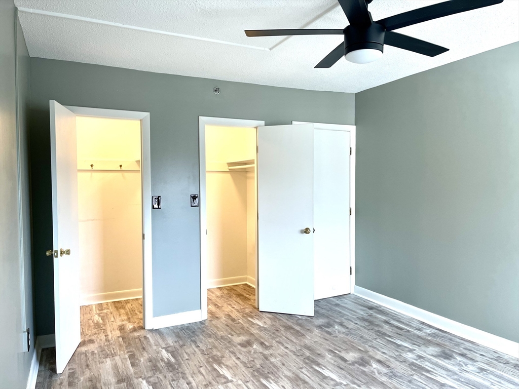300 Lynn Shore Dr Unit: 603