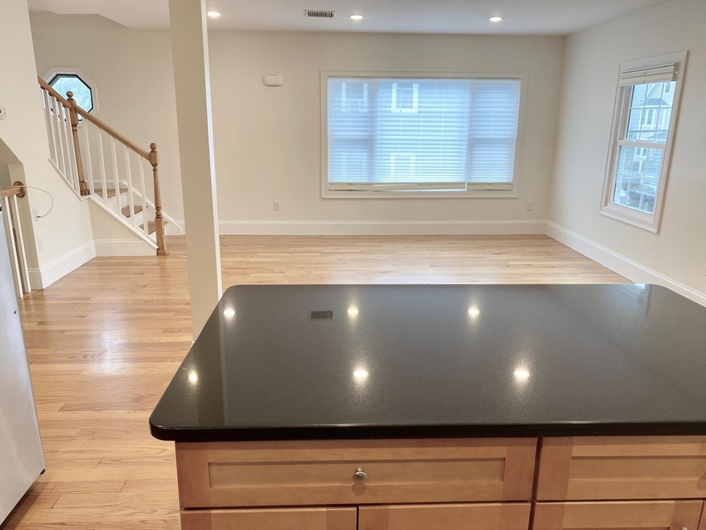 20 Plainfield St # 20