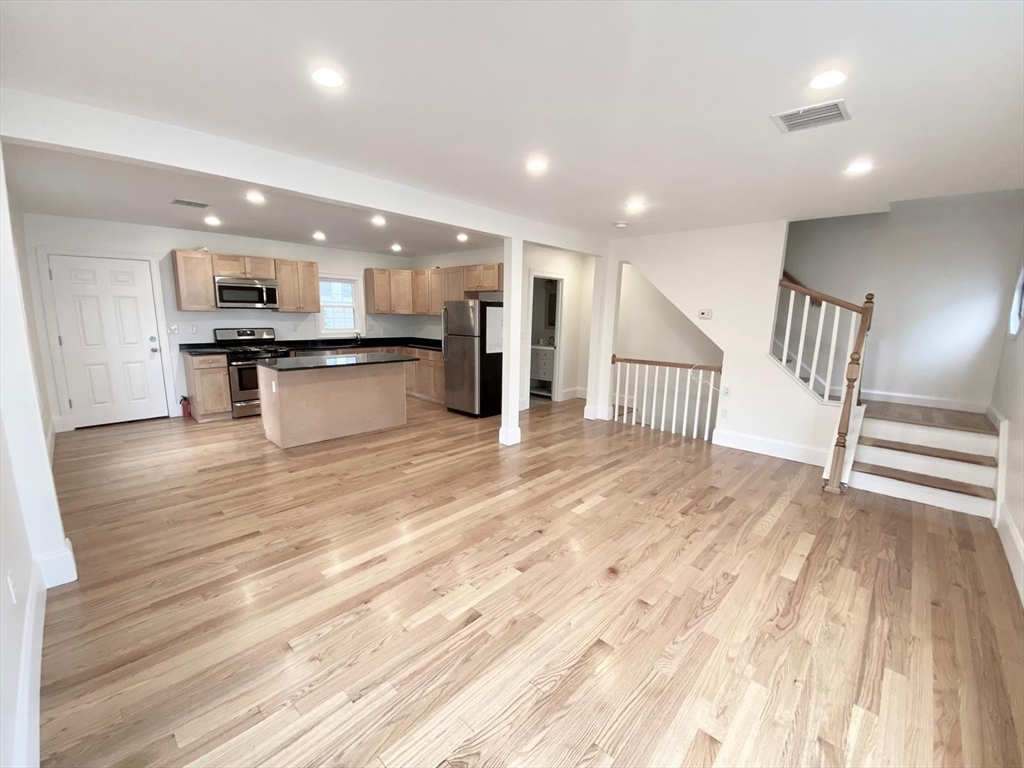 20 Plainfield St # 20