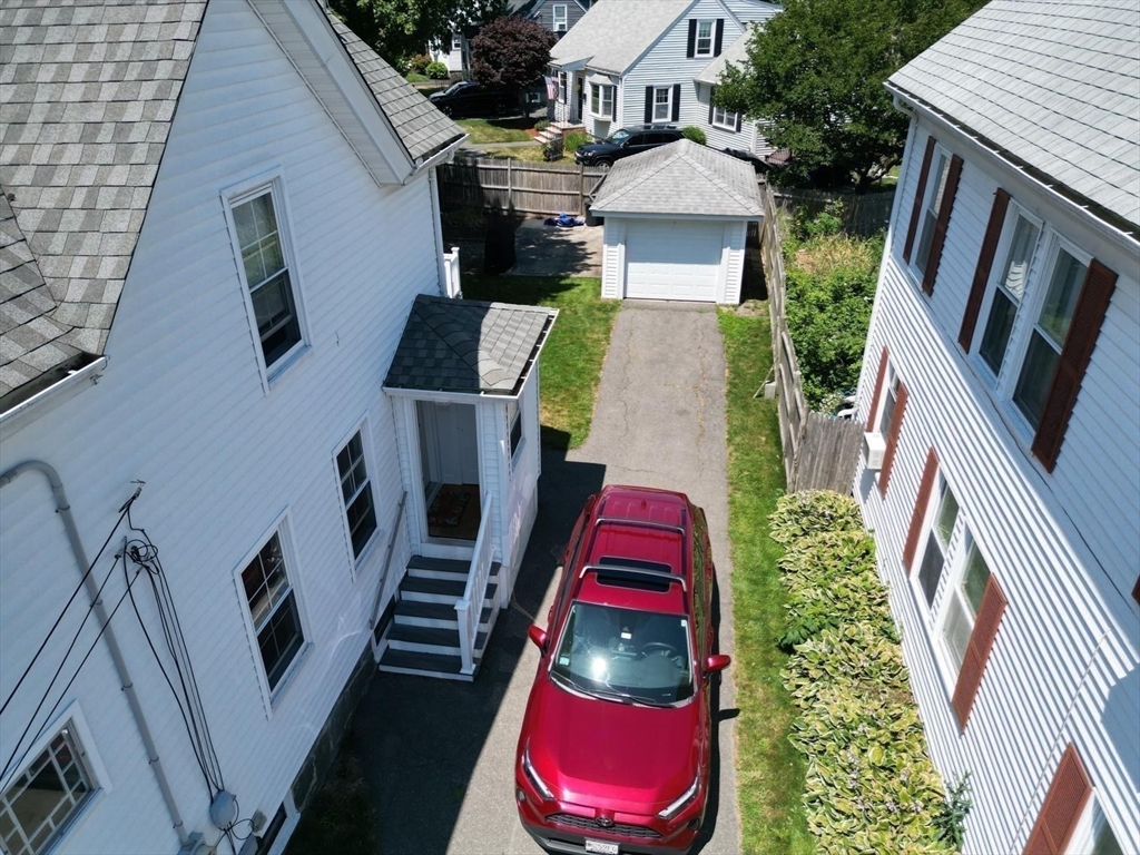 61 King St