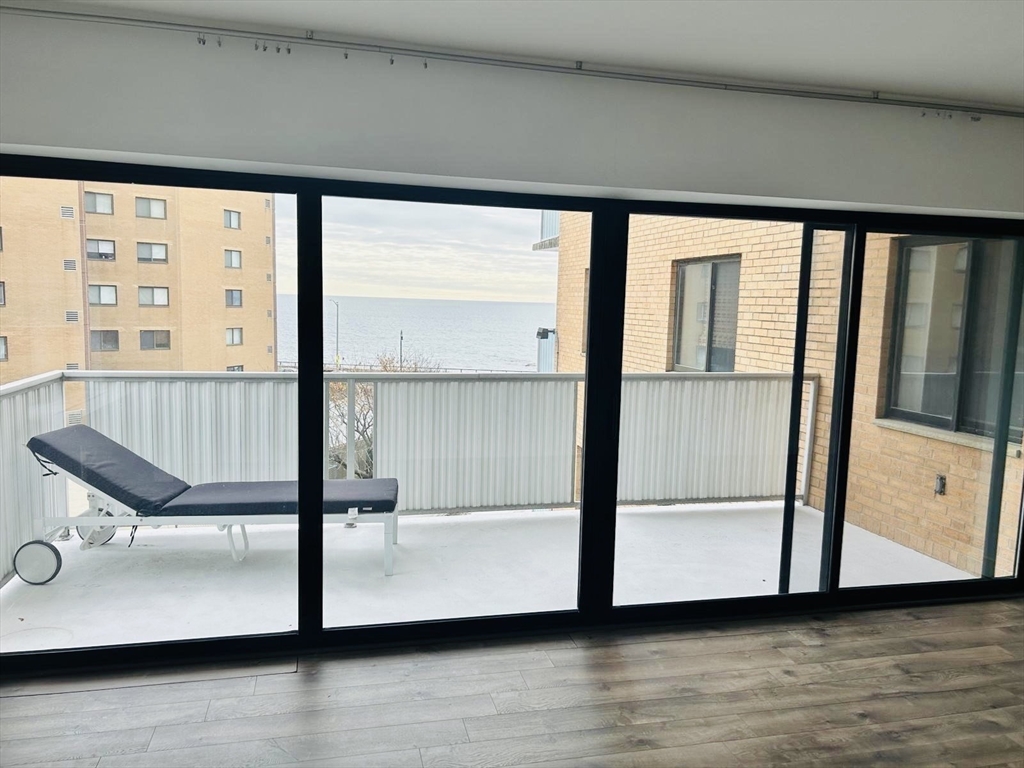 300 Lynn Shore Dr Unit: 408