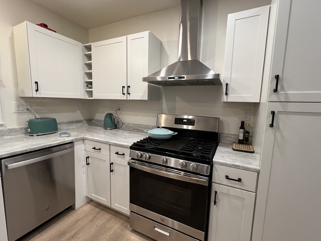51 Undine Ave