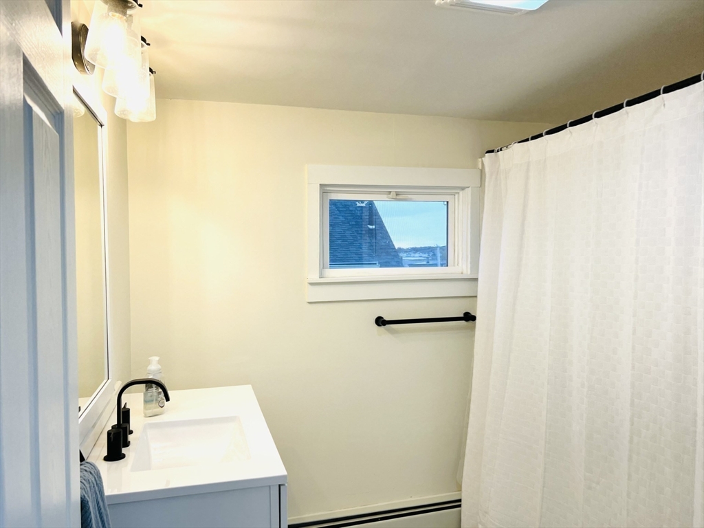 51 Undine Ave