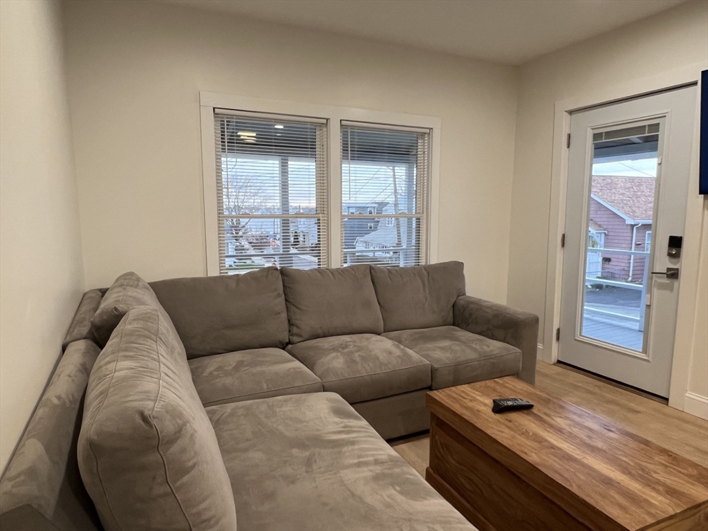 51 Undine Ave