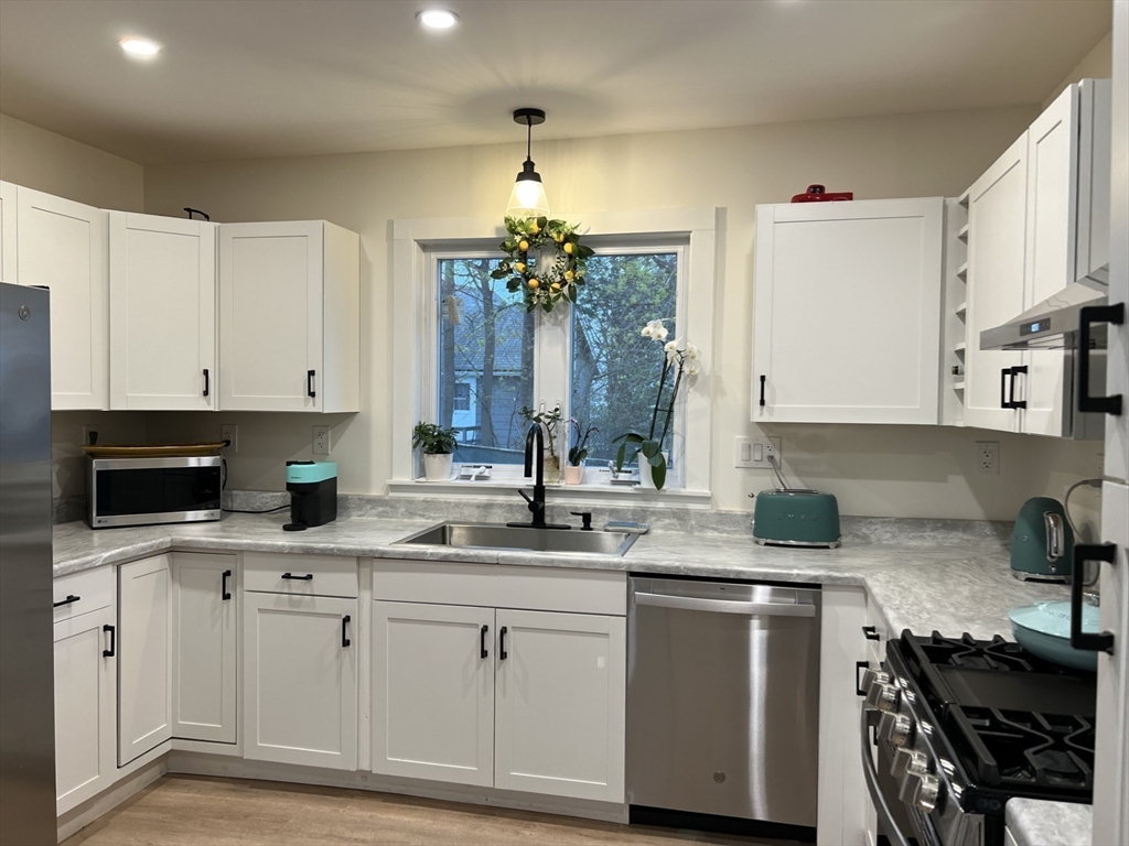 51 Undine Ave