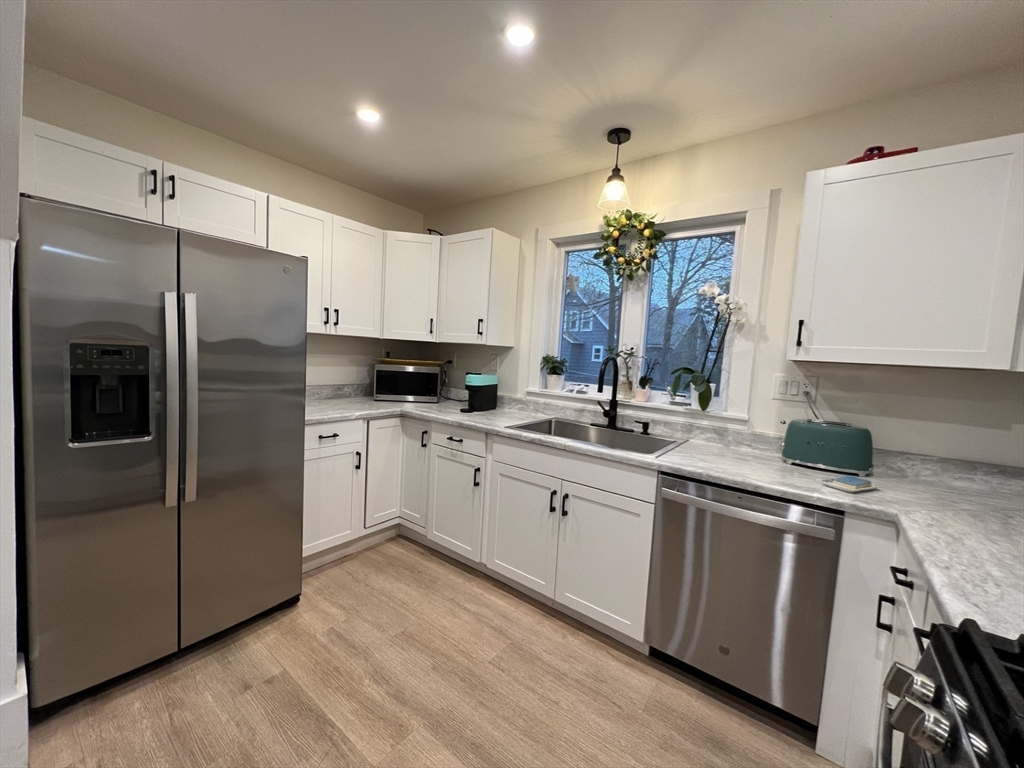 51 Undine Ave