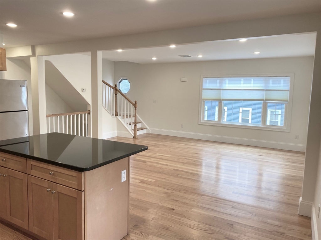 16 Plainfield St # 16