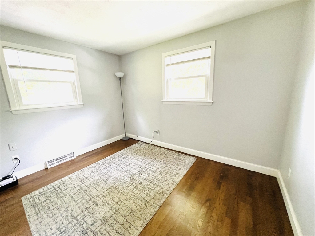 16 Ridge Ave