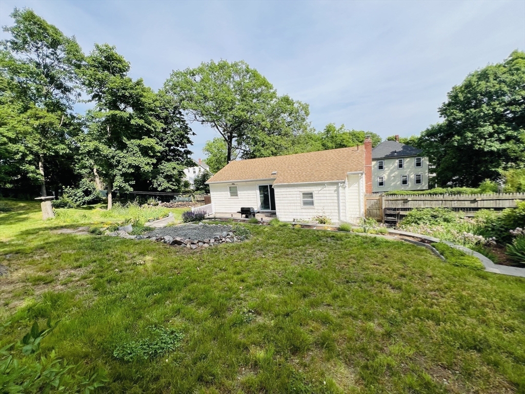16 Ridge Ave