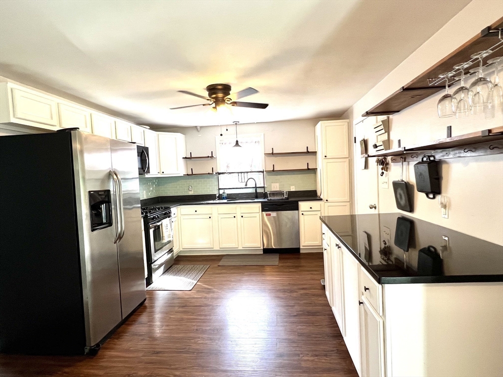 16 Ridge Ave