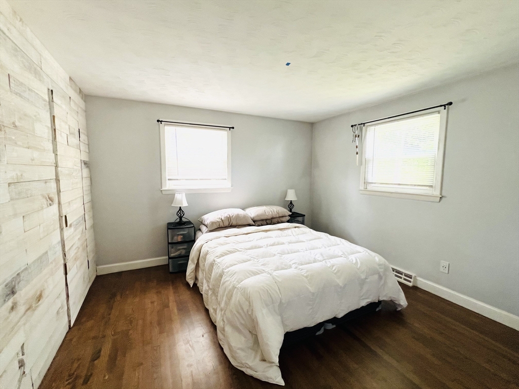 16 Ridge Ave