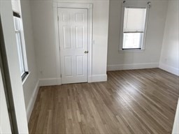 8 White Ave