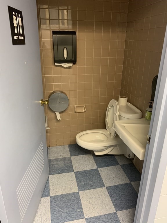 300 Lynn Shore Dr Unit: 1001