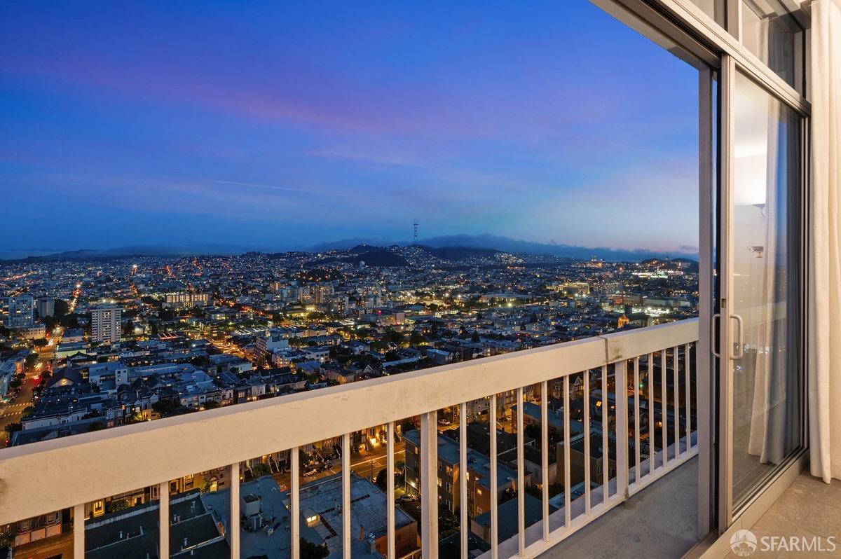 2200 Sacramento Street # 1702