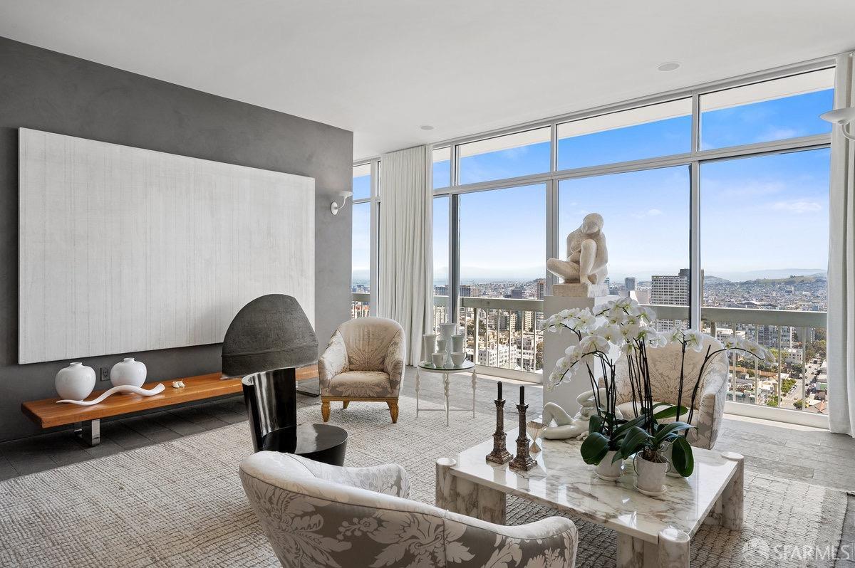 2200 Sacramento Street # 1702