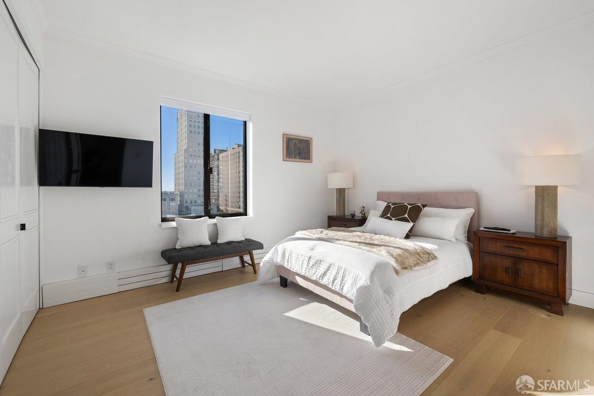 1170 Sacramento Street # 9C