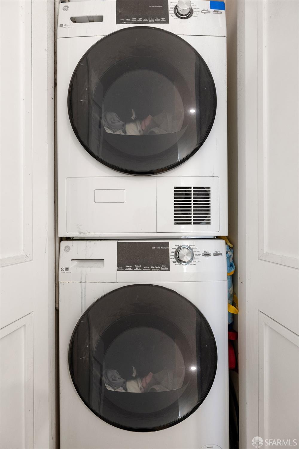 1170 Sacramento Street # 9C