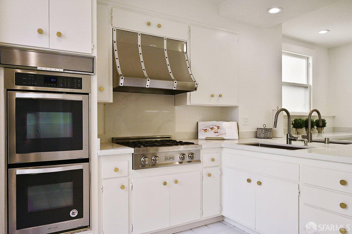 840 Powell Street # 701