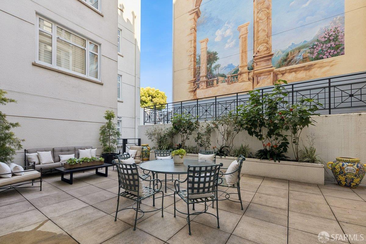 1340 Clay Street # 404