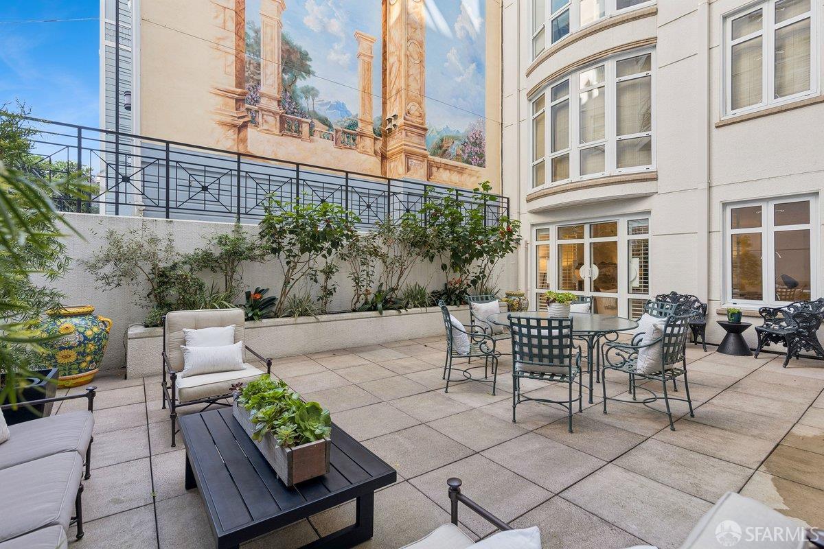 1340 Clay Street # 404