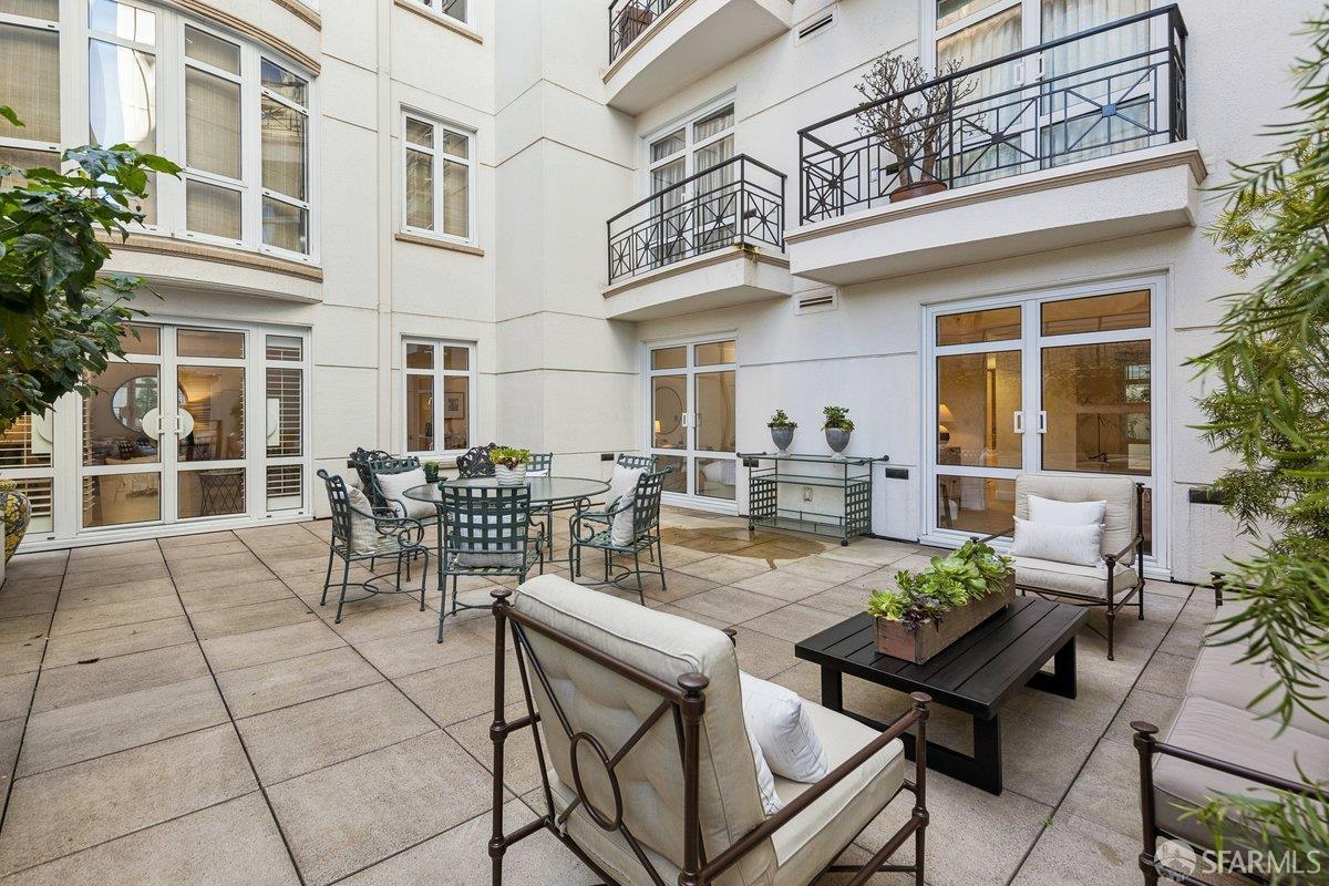 1340 Clay Street # 404